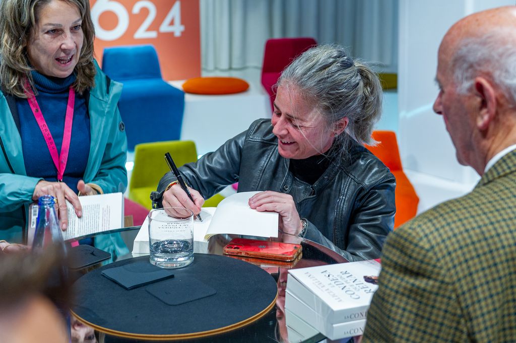 alicia 4, Oviedo, Circus.